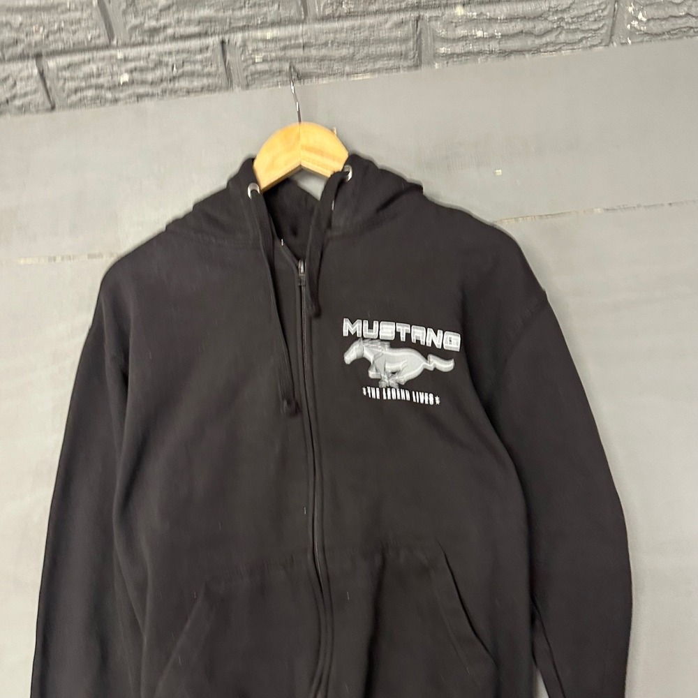 Ford Mustang JH Design‎ Mens Black Full Zip Hoodie The Legend Lives Medium